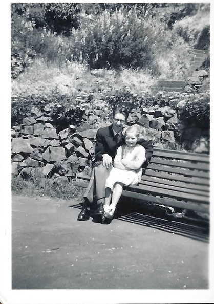 Ann Dawson & Joshua Dawson b.1922 in 1957.jpg